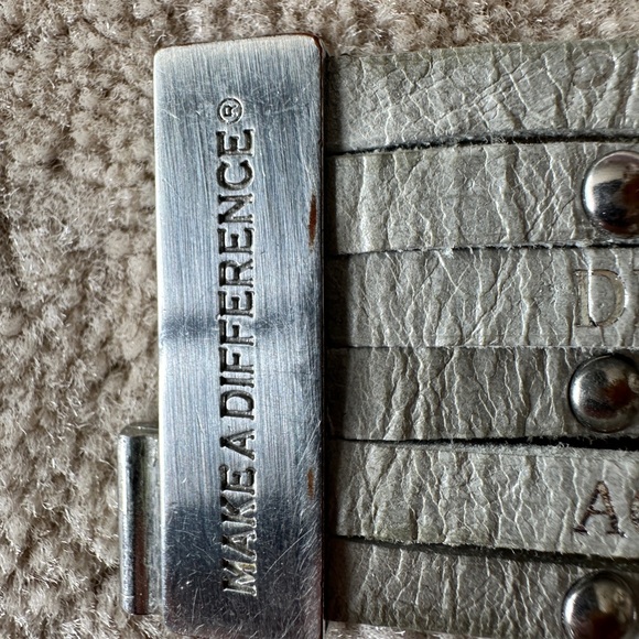 Good Works make a Difference leather bracelet - Picture 5 of 9